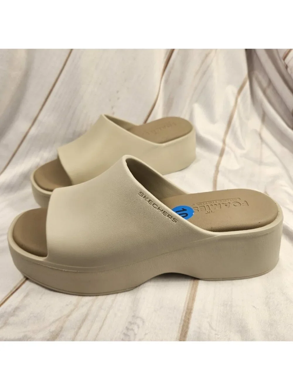 Womens Skechers Natural Rave Platform Slide Sandals Size 10 Beach Resort Summer